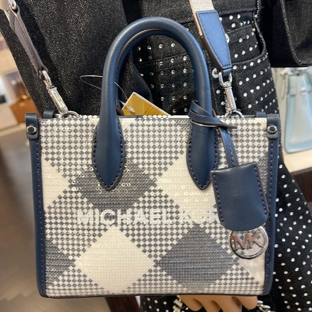 Michael Kors Mirella Extra-Small Logo Crossbody XBODY Shopper Bag
Navy
NWT
L - Picture 6 of 16
